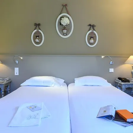 Les Jardins De Bakea Hotel