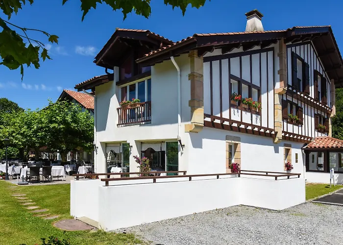 Teritoria Les Jardins De Bakea 4*