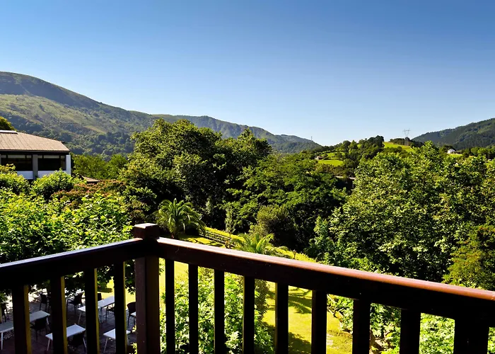 Teritoria Les Jardins De Bakea 4*