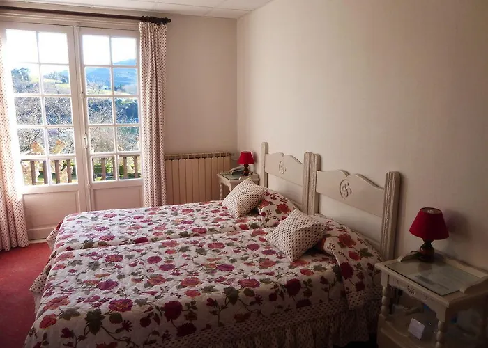 Hotel Teritoria Les Jardins De Bakea 4*