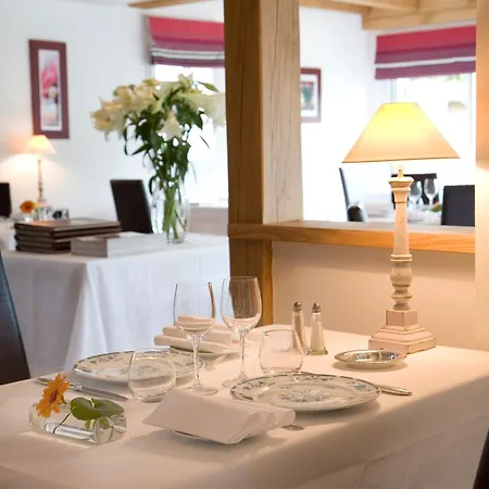 Les Jardins De Bakea Hotel 4*