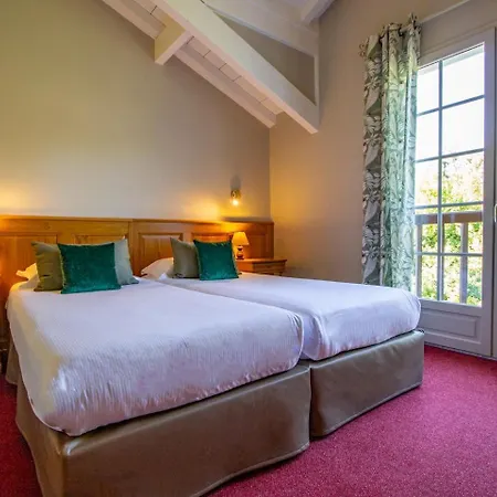 Les Jardins De Bakea