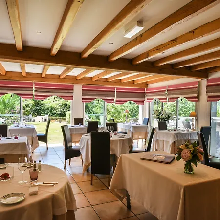 Les Jardins De Bakea