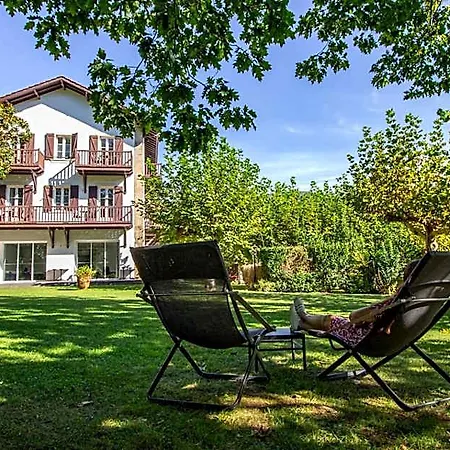 Teritoria Les Jardins De Bakea Бириату