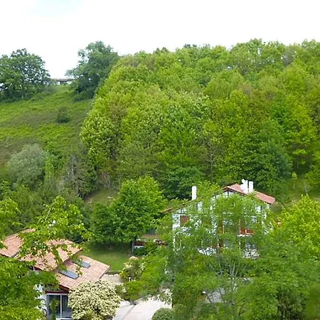 Teritoria Les Jardins De Bakea Отель Бириату