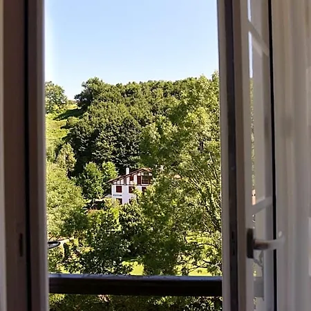 Отель Teritoria Les Jardins De Bakea Бириату