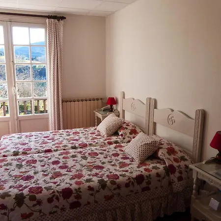 Hotel Les Jardins De Bakea 4*