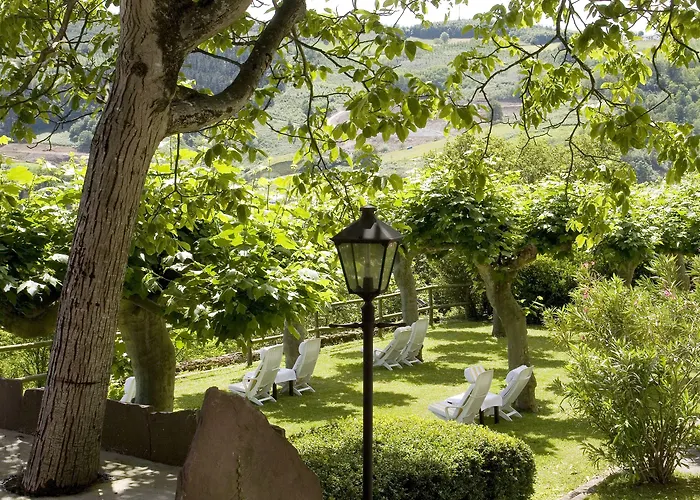 Les Jardins De Bakea 4* بيرياتو