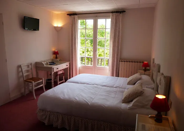 Les Jardins De Bakea 4* بيرياتو